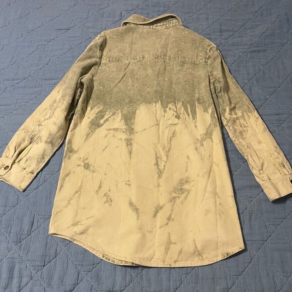 Peach Love Corduroy Tie-Dye Button Down Shacket – Women’s Small NWT - Picture 6 of 6